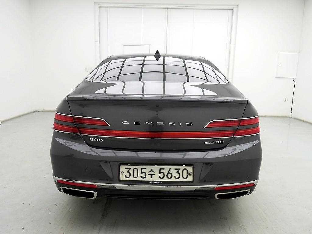 Genesis G90 - Vista 3