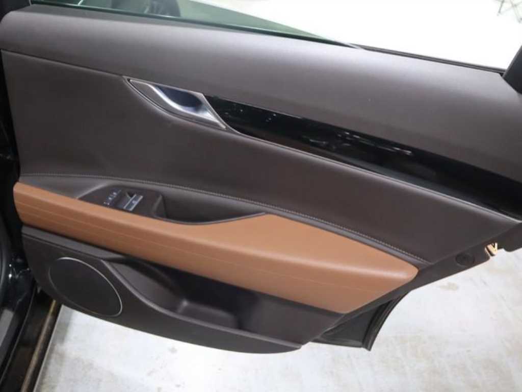 Genesis G80 2023 Negro - Importación desde Corea - HF Imports Iquique - Foto 20