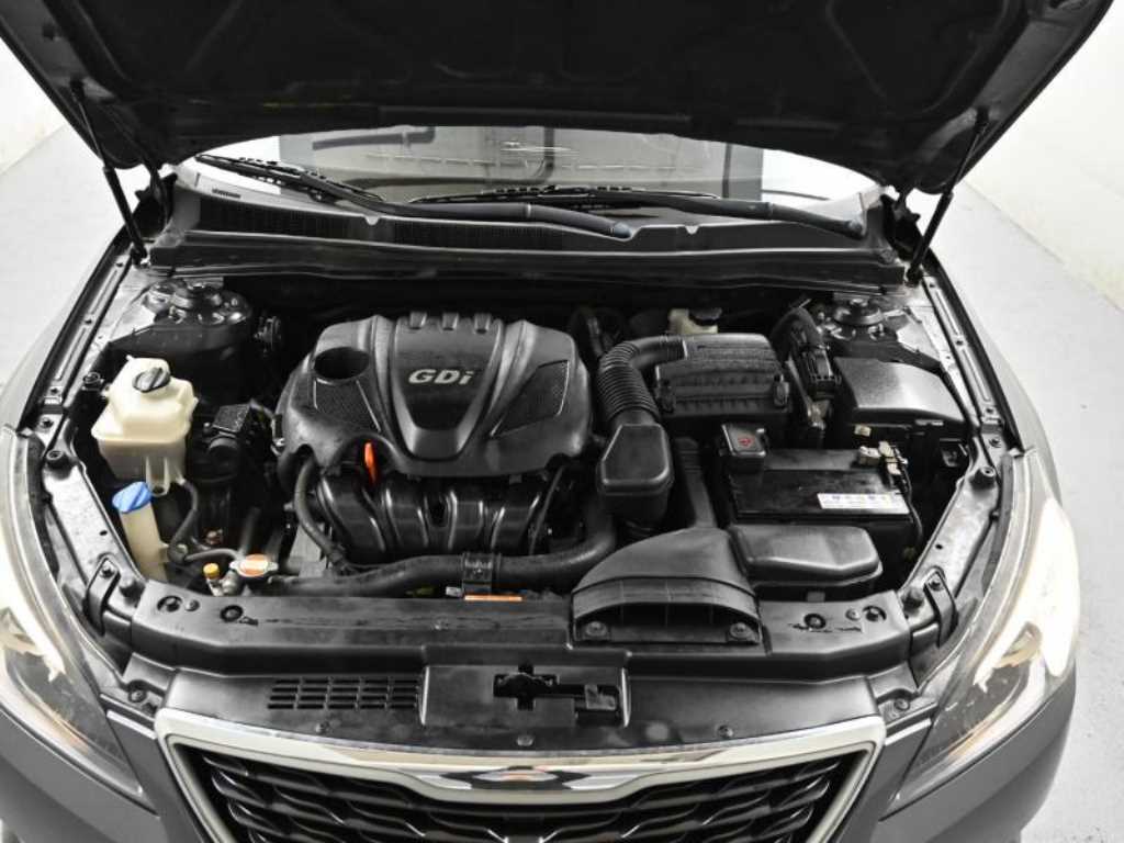 KIA K7 - Vista 6