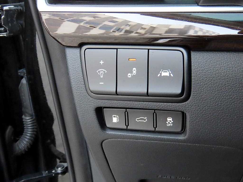 KIA K7 - Vista 12