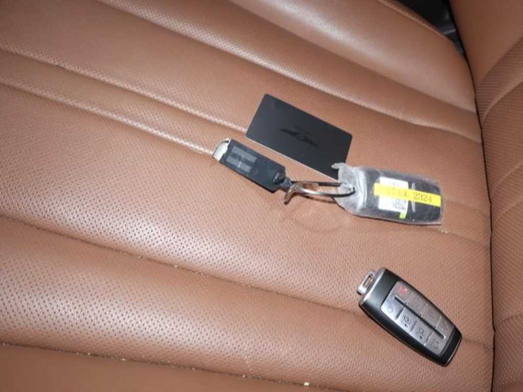 Genesis G80 2023 Negro - Importación desde Corea - HF Imports Iquique - Foto 15