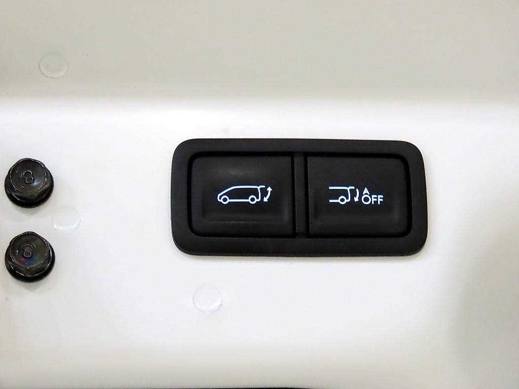 HYUNDAI Staria 2025 Blanco - Importación desde Corea - HF Imports Iquique - Foto 15