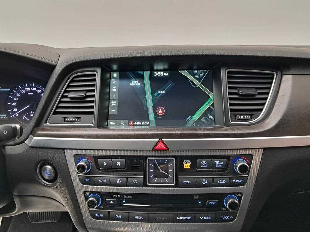 Genesis G80 - Vista 9