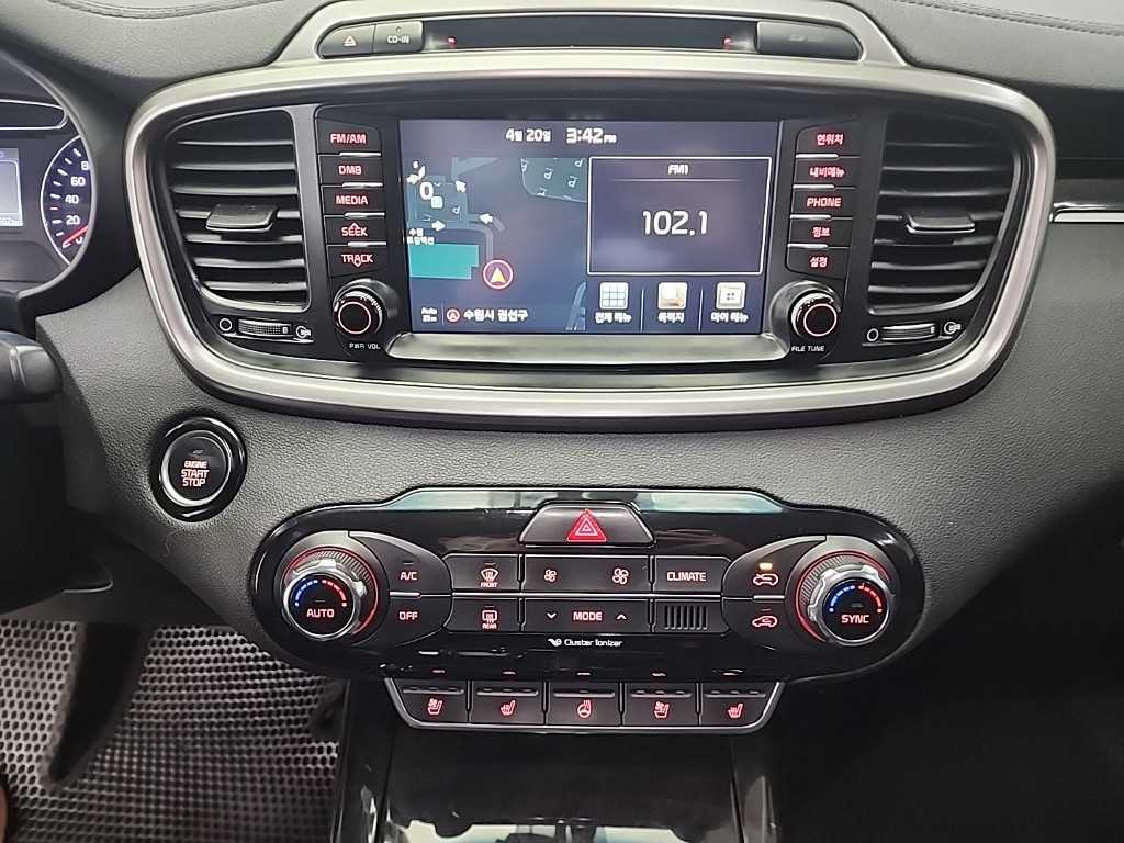 KIA Sorento - Vista 10