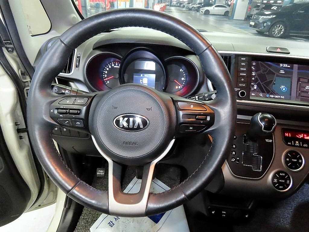 KIA Ray - Vista 8