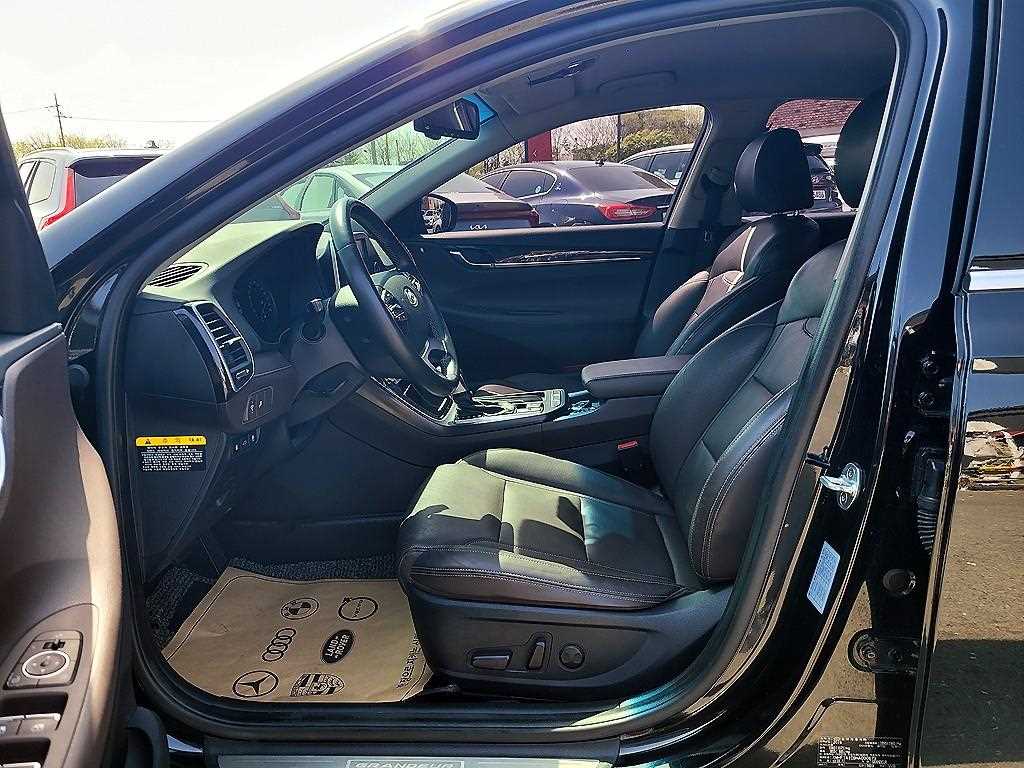 HYUNDAI Grandeur - Vista 6