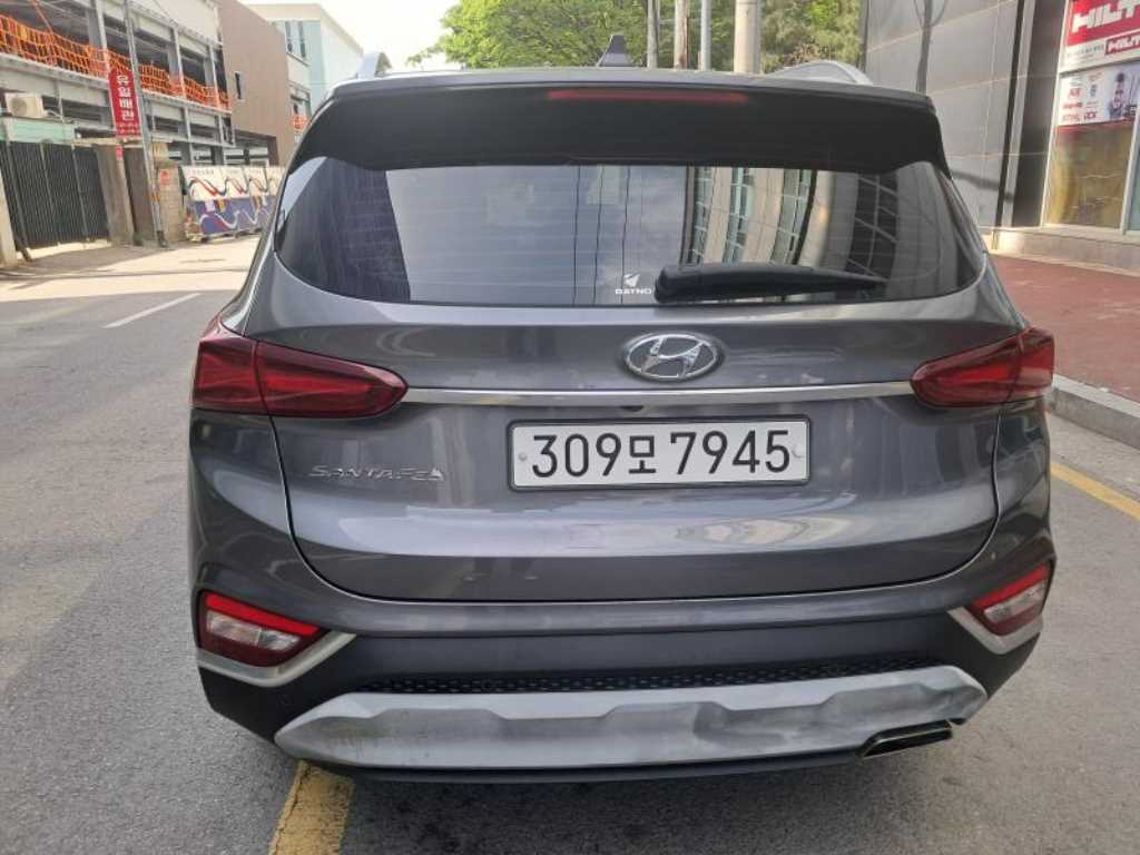 HYUNDAI Santa Fe - Vista 5