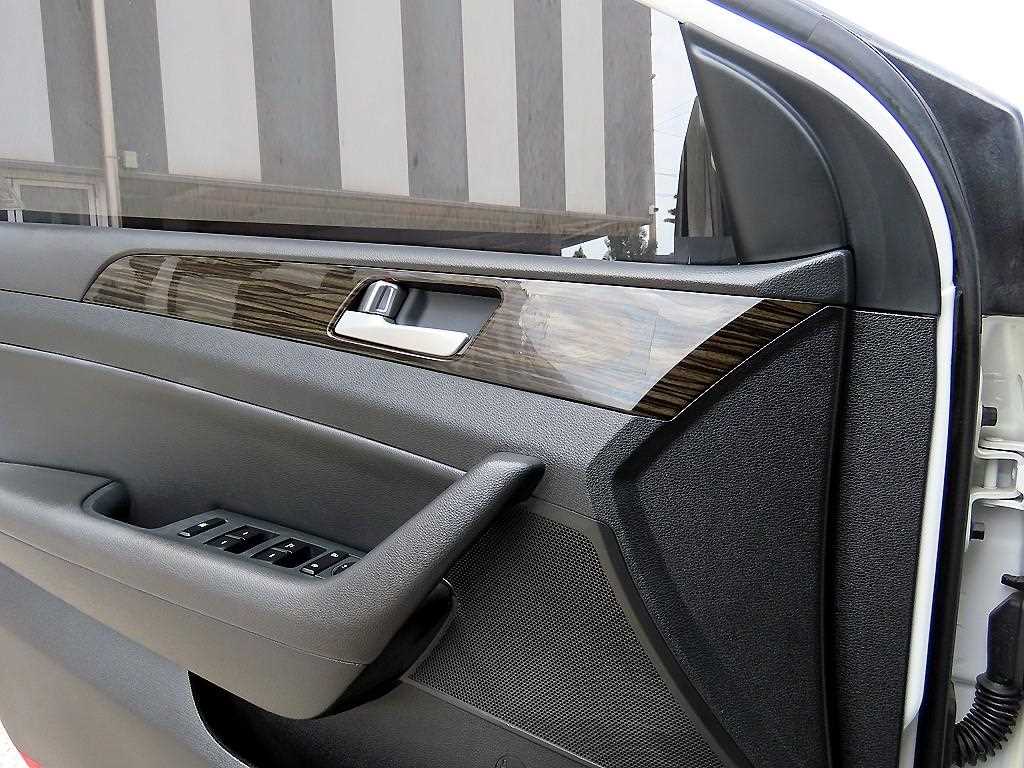 HYUNDAI Sonata - Vista 11
