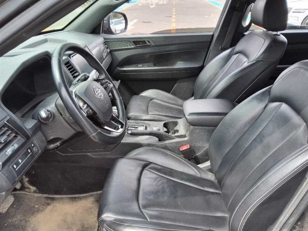 Ssangyong Rexton - Vista 8