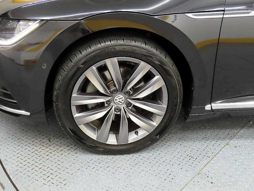 Volkswagen Arteon 2020 Negro - Importación desde Corea - HF Imports Iquique - Foto 20