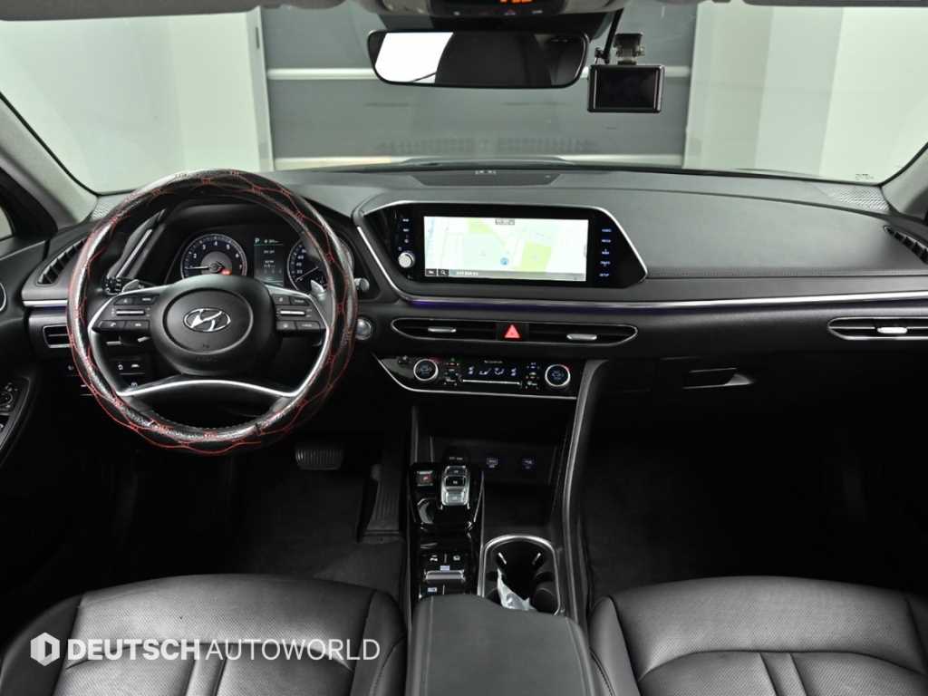 HYUNDAI Sonata - Vista 7