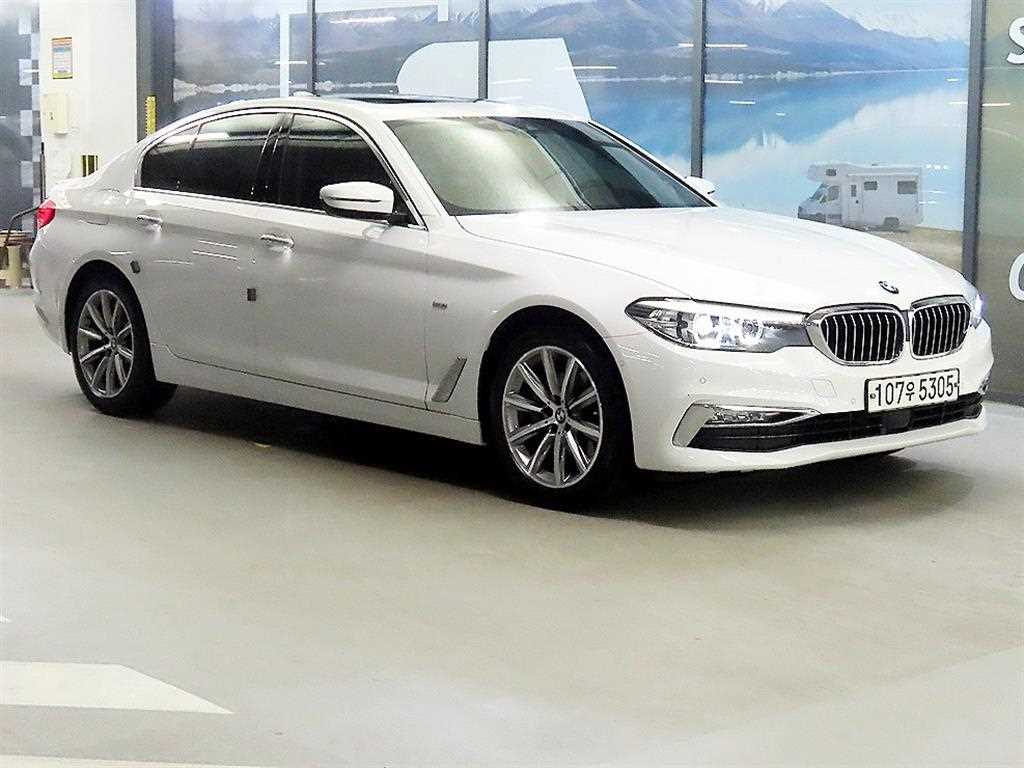 BMW 5 Series 2018 Blanco - Importación desde Corea - HF Imports Iquique - Foto 1