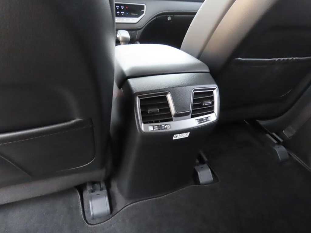 Ssangyong Rexton - Vista 9