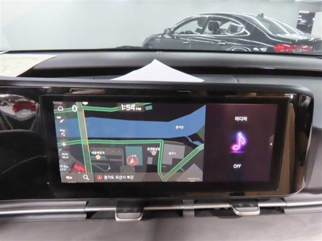 KIA Carnival - Vista 12