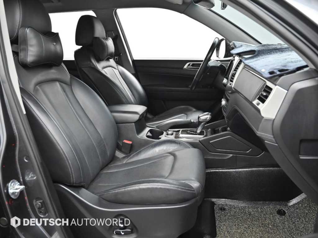 Ssangyong Rexton - Vista 10