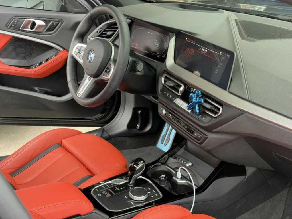 BMW 1 series 2024 Negro - Importación desde Corea - HF Imports Iquique - Foto 13