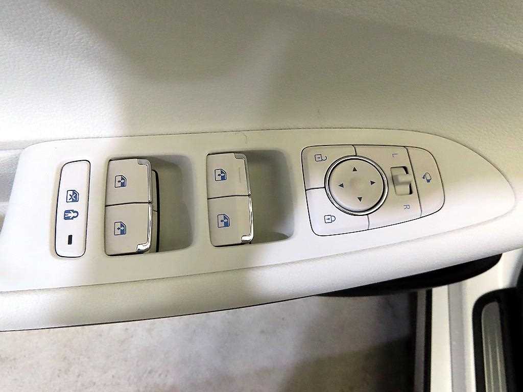 HYUNDAI Grandeur 2022 Blanco - Importación desde Corea - HF Imports Iquique - Foto 13