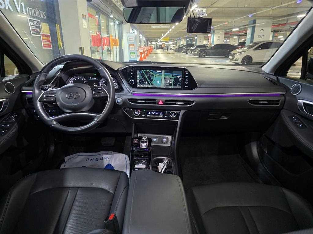HYUNDAI Sonata - Vista 9
