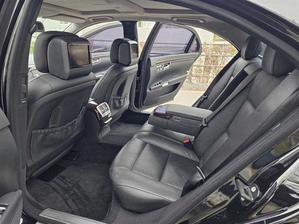 Mercedes Benz S Class - Vista 8