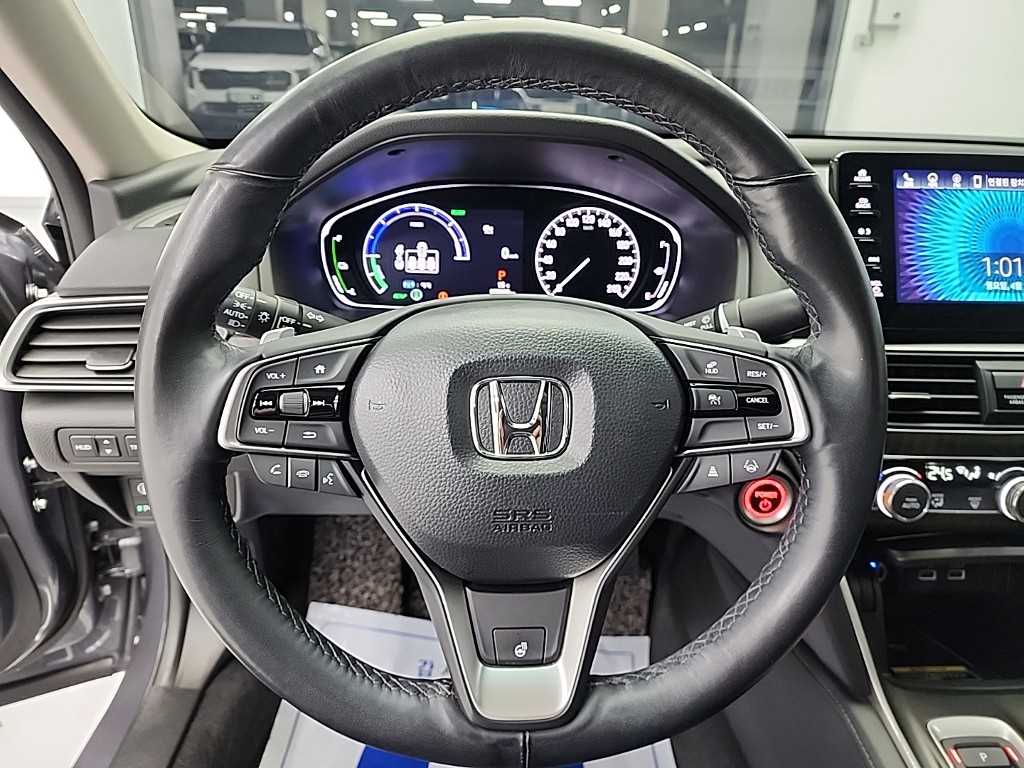 Honda Accord - Vista 9