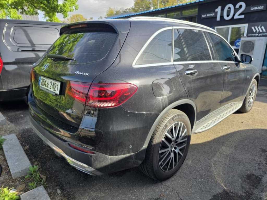 Mercedes Benz GLC Class - Vista 2