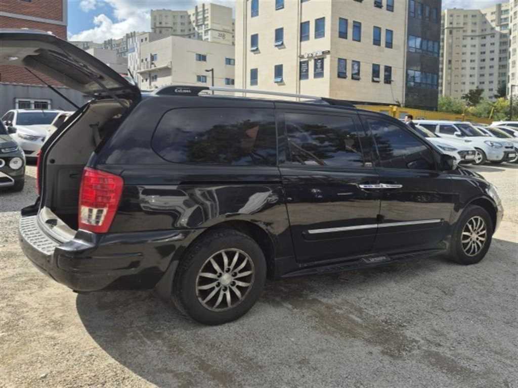 KIA Carnival 2010 Negro - Importación desde Corea - HF Imports Iquique - Foto 20