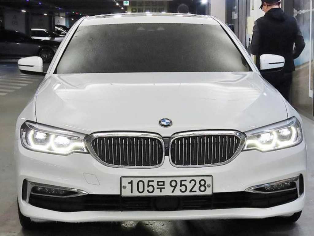BMW 5 Series - Vista 2