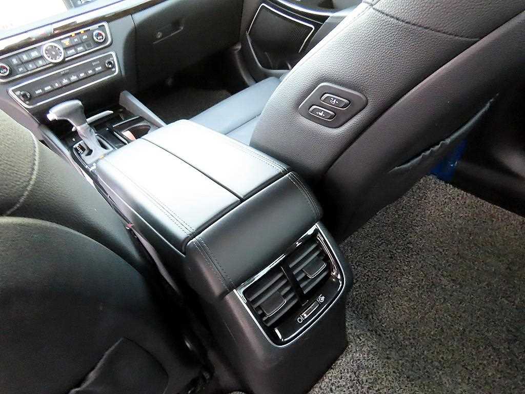 KIA K7 2019 Negro - Importación desde Corea - HF Imports Iquique - Foto 17