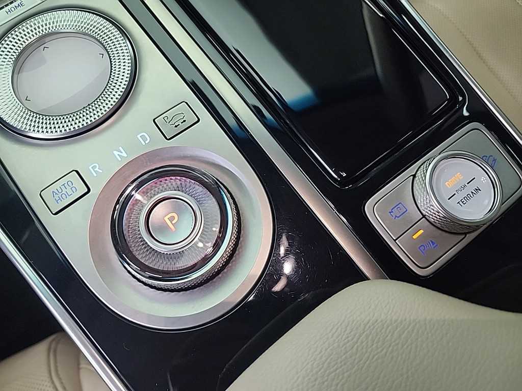 Genesis GV80 - Vista 8