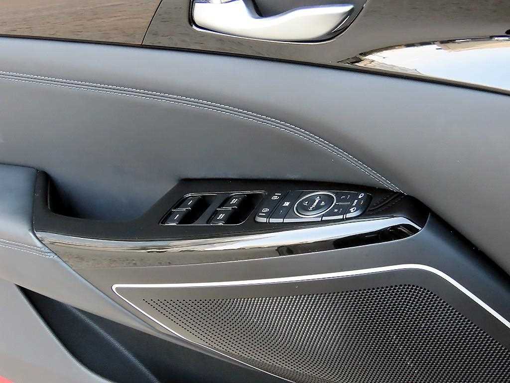 KIA K7 - Vista 11
