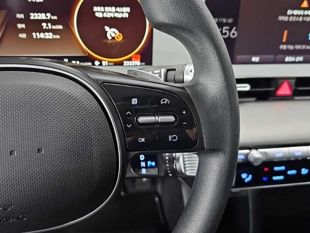 HYUNDAI Ioniq 5 - Vista 8