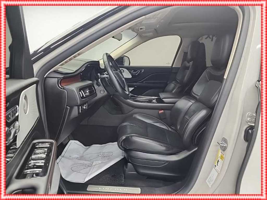 Lincoln Aviator - Vista 11