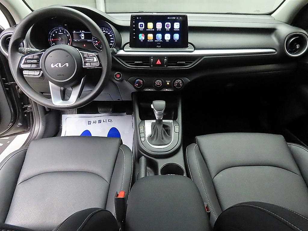 KIA K3 - Vista 7