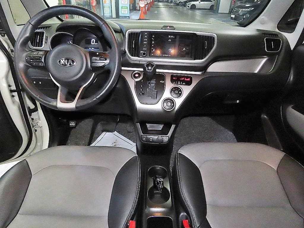 KIA Ray - Vista 10