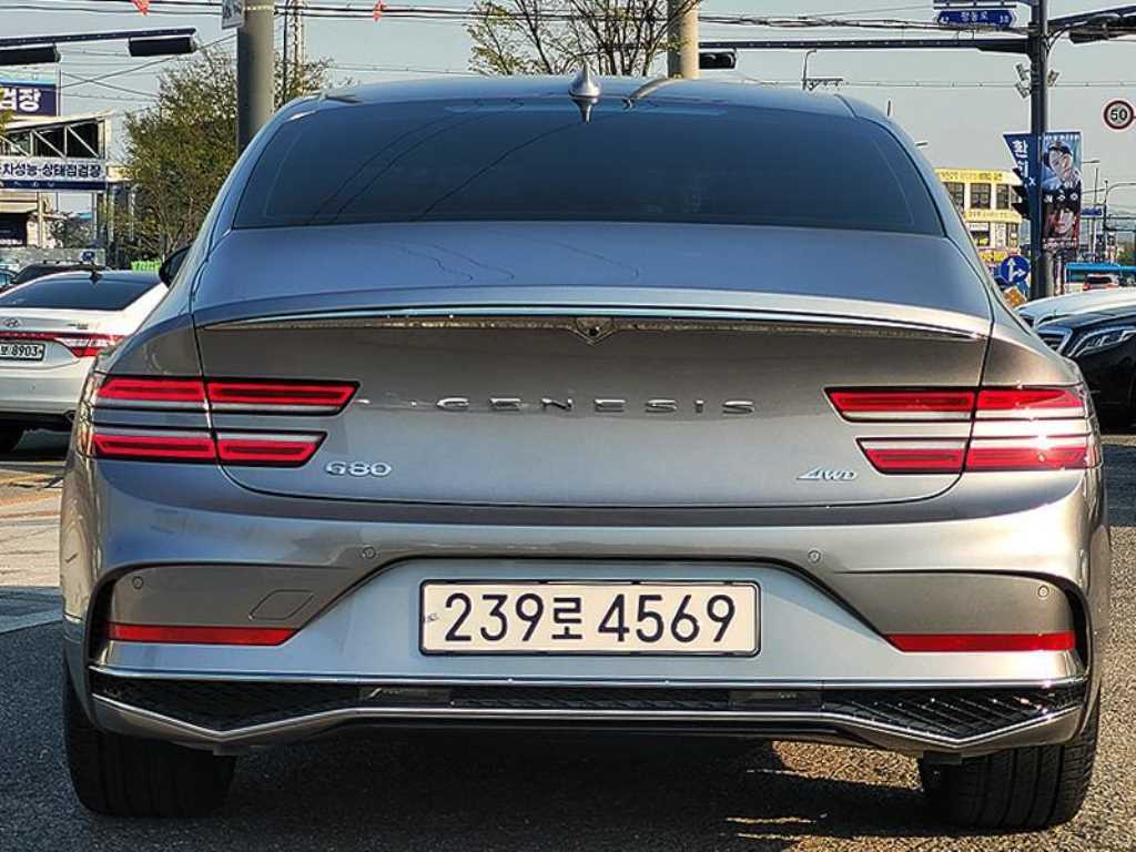 Genesis G80 - Vista 4