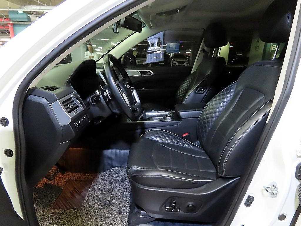 Ssangyong Rexton - Vista 6