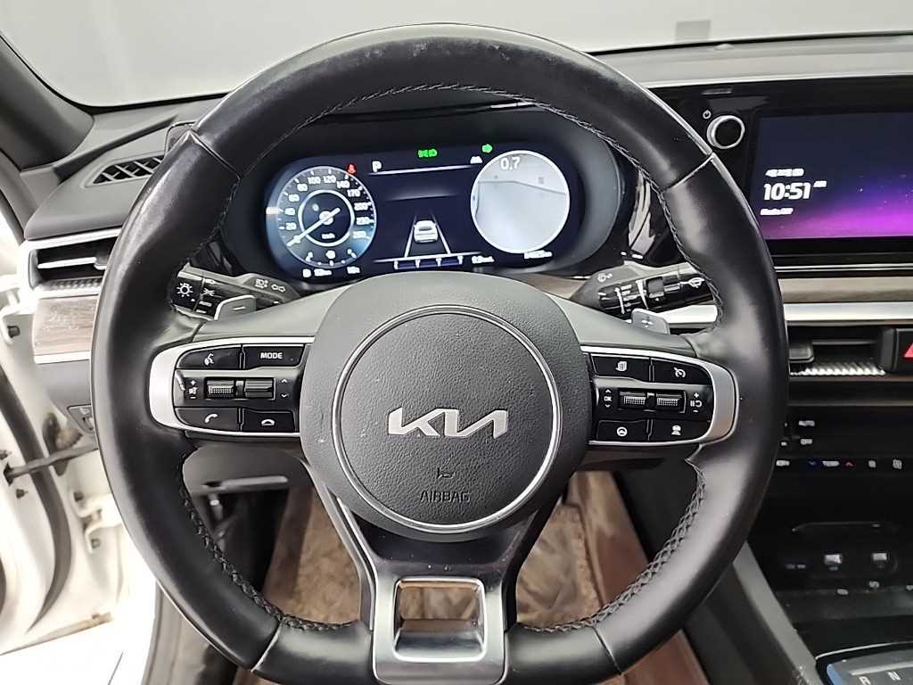 KIA K5 - Vista 9