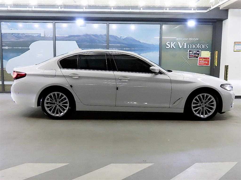 BMW 5 Series - Vista 3