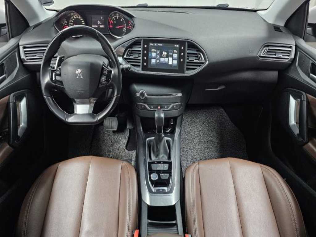 Peugeot 308 - Vista 7