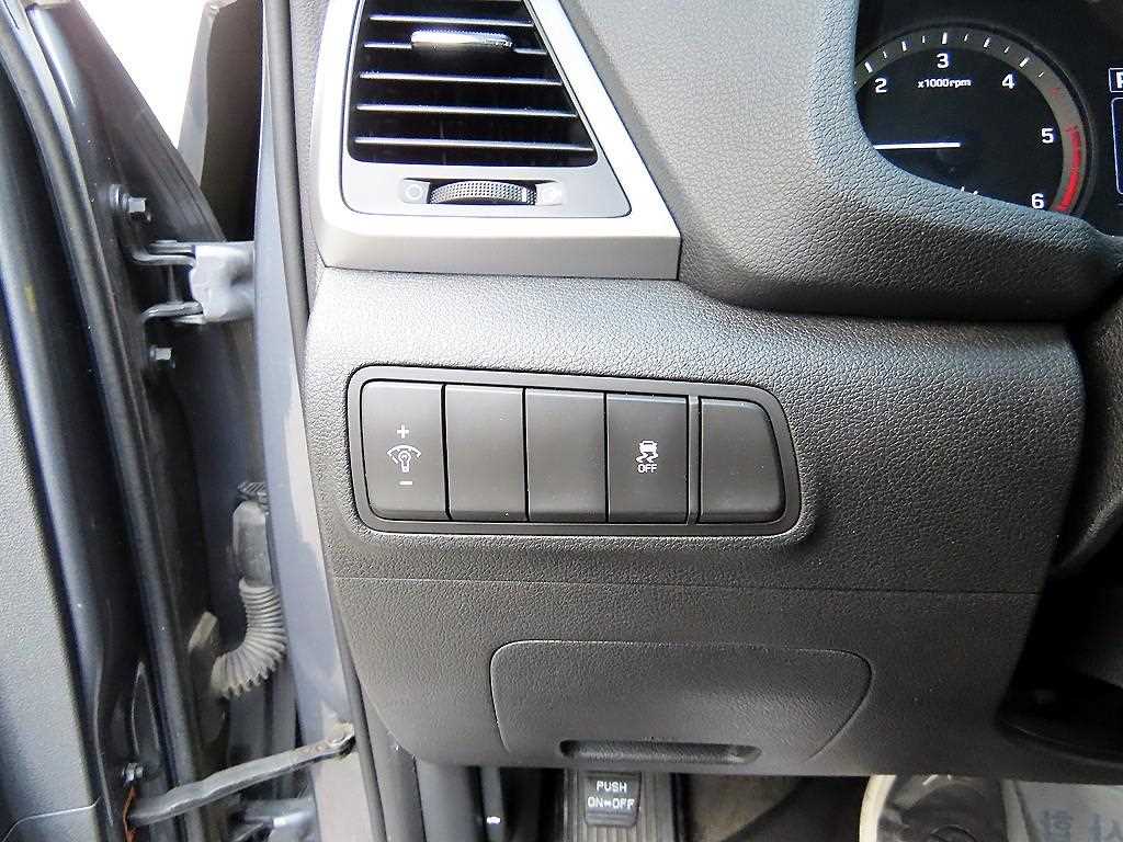 HYUNDAI Tucson - Vista 12