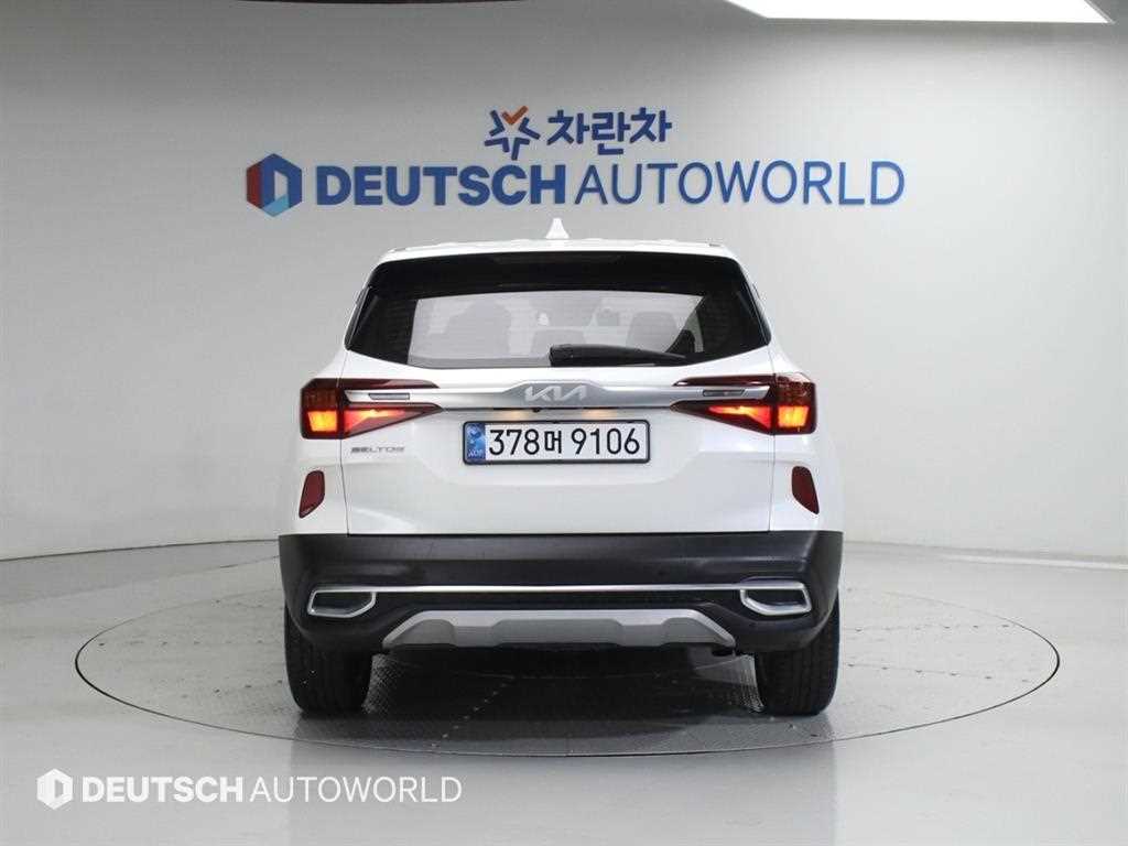 KIA Seltos - Vista 4