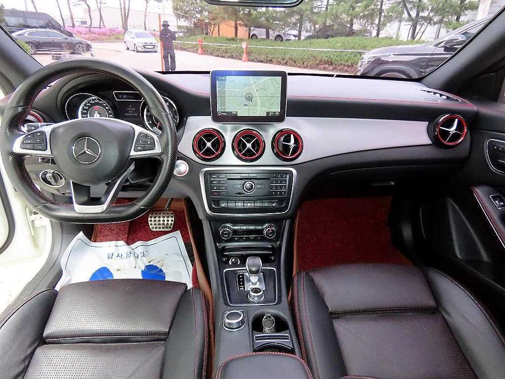 Mercedes Benz CLA Class - Vista 7
