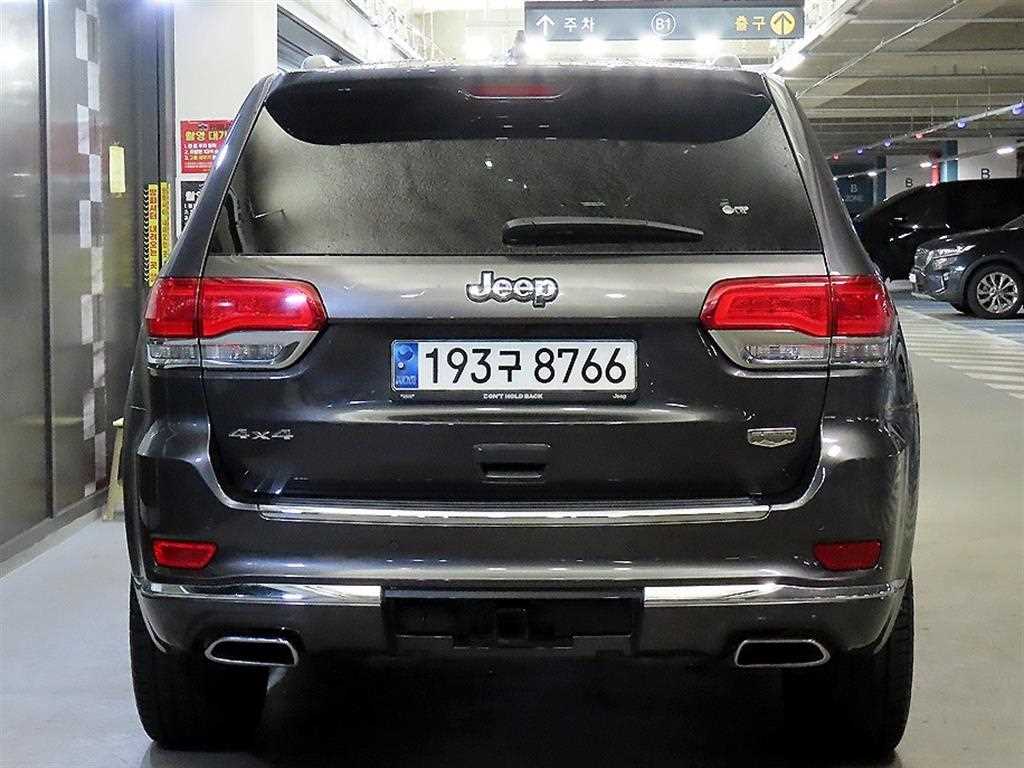 Jeep Cherokee - Vista 5