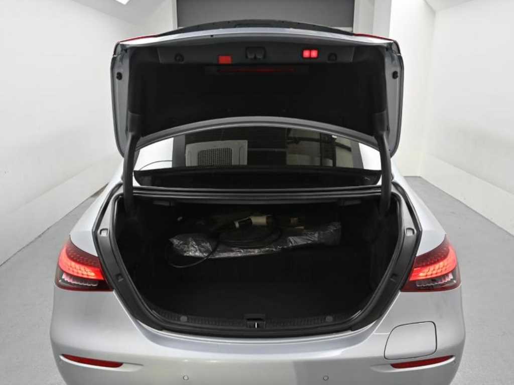 Mercedes Benz E class 2021 Plateado - Importación desde Corea - HF Imports Iquique - Foto 19