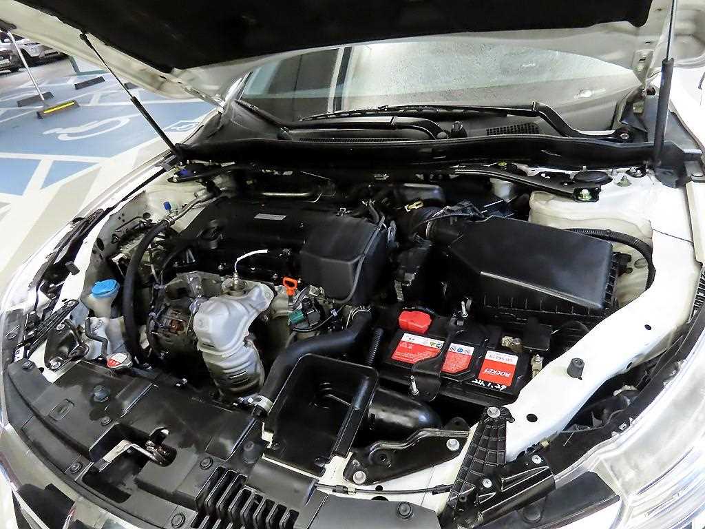 Honda Accord 2017 Blanco - Importación desde Corea - HF Imports Iquique - Foto 19