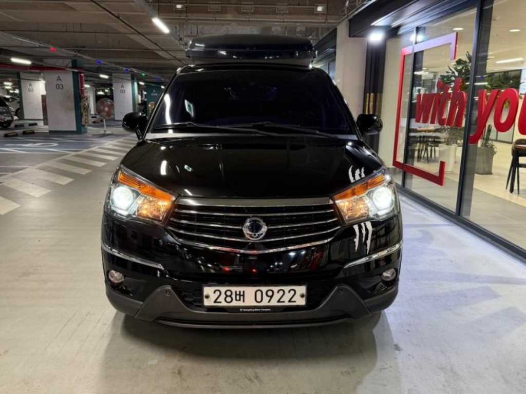Ssangyong Korando 2016 Negro - Importación desde Corea - HF Imports Iquique - Foto 1