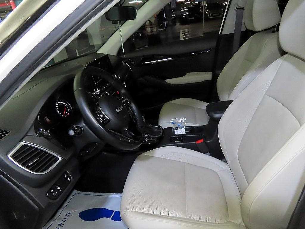 KIA Seltos - Vista 6