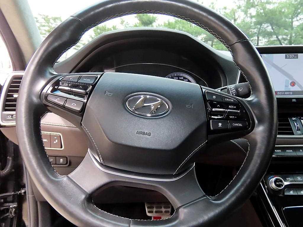 HYUNDAI Grandeur - Vista 8