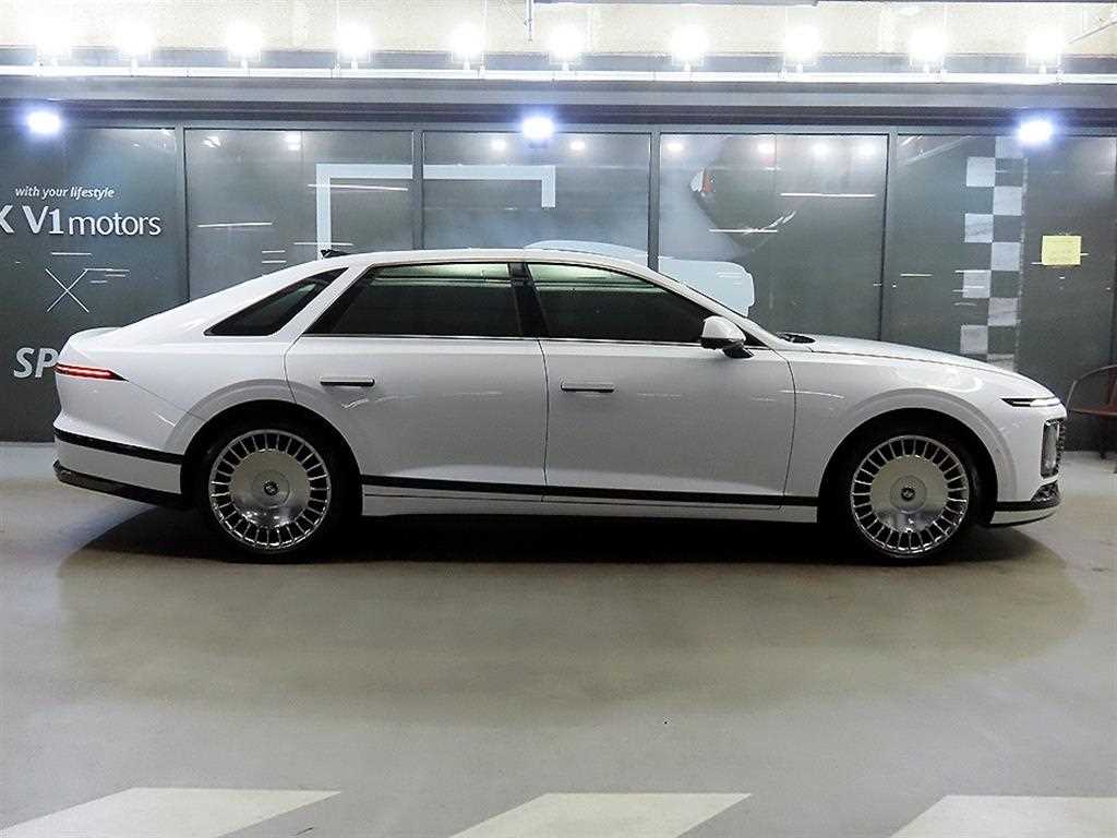 HYUNDAI Grandeur - Vista 3