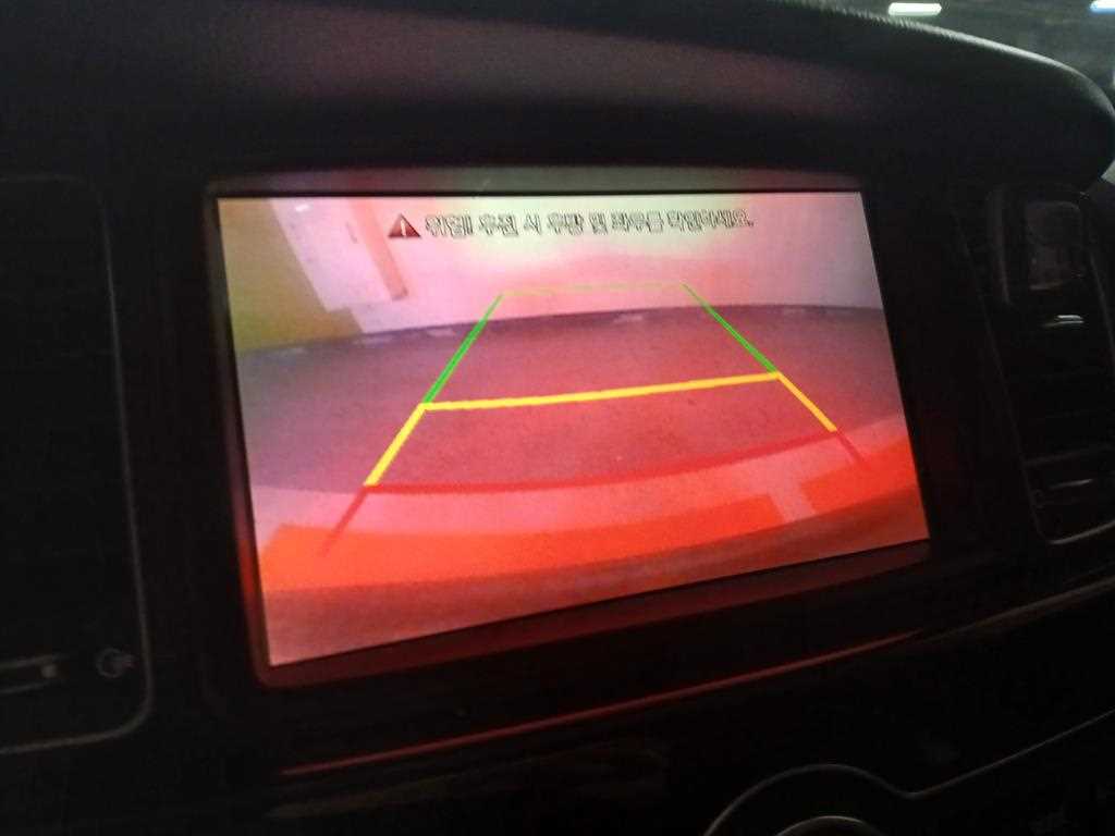 KIA K7 - Vista 10